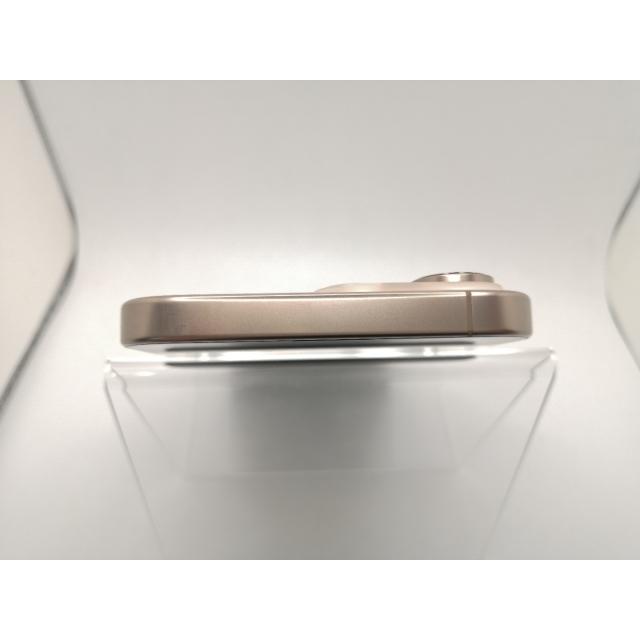 中古】Apple 海外版 【SIMフリー】 iPhone 16 Pro Max 512GB デザート