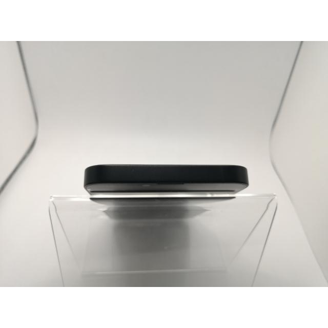 【中古】Apple 国内版 【SIMフリー】 iPhone 16e 128GB ブラック MD1Q4J/A【川崎駅前】保証期間１ヶ月【ランクA】の画像