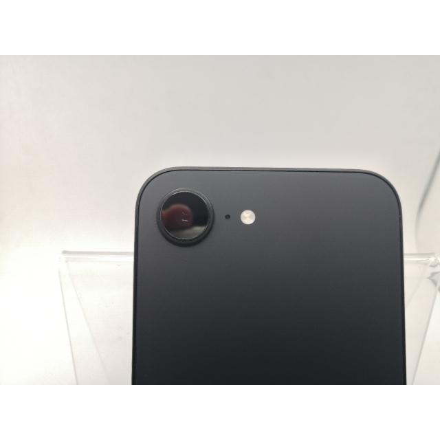 【中古】Apple 国内版 【SIMフリー】 iPhone 16e 128GB ブラック MD1Q4J/A【川崎駅前】保証期間１ヶ月【ランクA】の画像