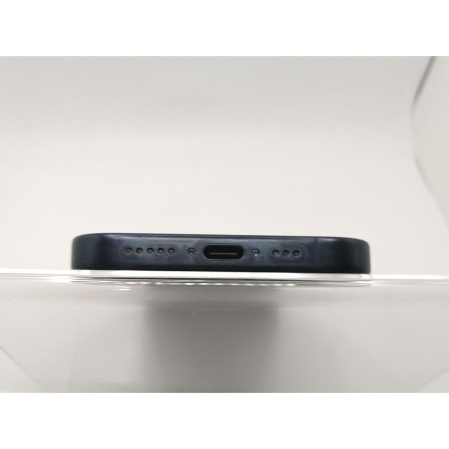【中古】Apple SoftBank 【SIMフリー】 iPhone 15 Pro 128GB ブルーチタニウム MTUA3J/A【川崎駅前】保証期間１ヶ月【ランクB】の画像