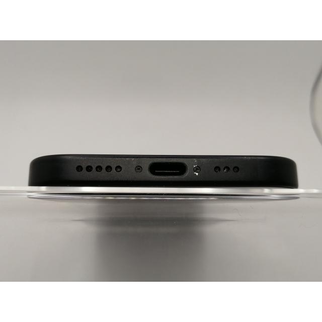 【中古】Apple docomo 【SIMフリー】 iPhone 15 128GB ブラック MTMH3J/A【川崎駅前】保証期間１ヶ月【ランクB】の画像