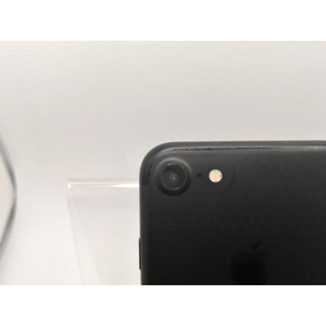 中古】Apple SoftBank 【SIMロック解除済み】 iPhone 7 32GB ブラック