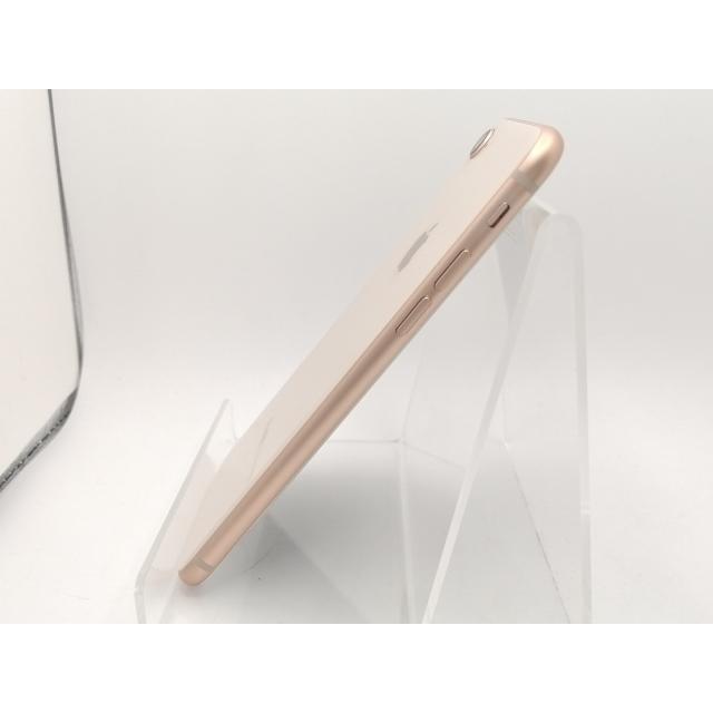 中古】Apple au 【SIMロック解除済み】 iPhone 8 64GB ゴールド MQ7A2J