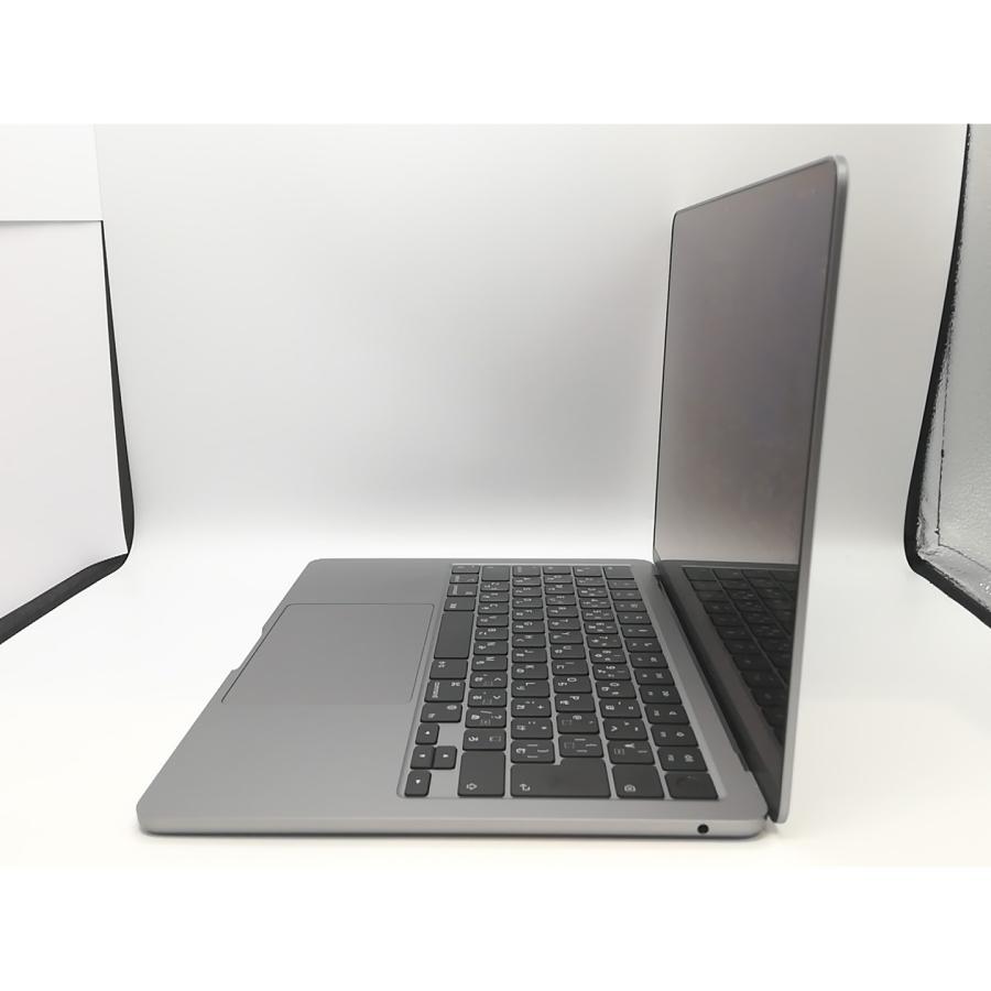 【中古】MacBook Air 13インチ CTO (M2,2022) スペースグレイ M2(CPU:8C/GPU:10C)/24G/512G/35W AC(USB-Cx2)【府中ル・シーニュ】保証期間１ヶ月【ランクA】の画像