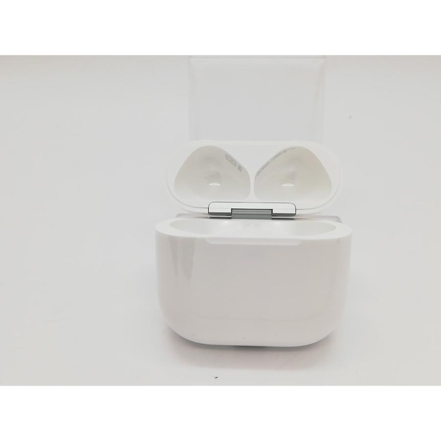 中古】Apple AirPods 4 MXP63J/A【府中ル・シーニュ】保証期間1ヶ月