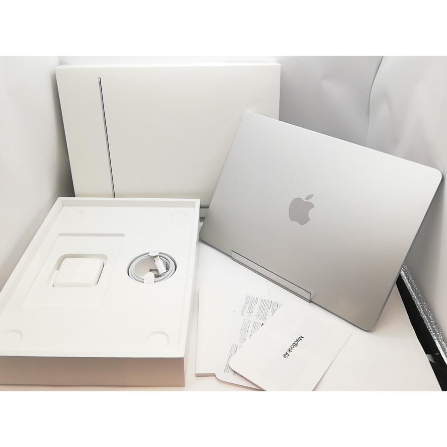 中古】Apple MacBook Air 13インチ M2(CPU:8C/GPU:8C) 8GB/256GB 