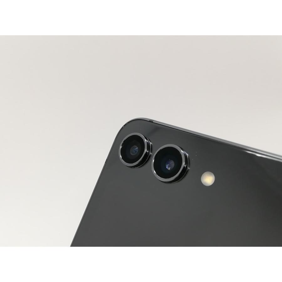中古】SAMSUNG docomo 【SIMフリー】 Galaxy Z Flip5 グラファイト 8GB