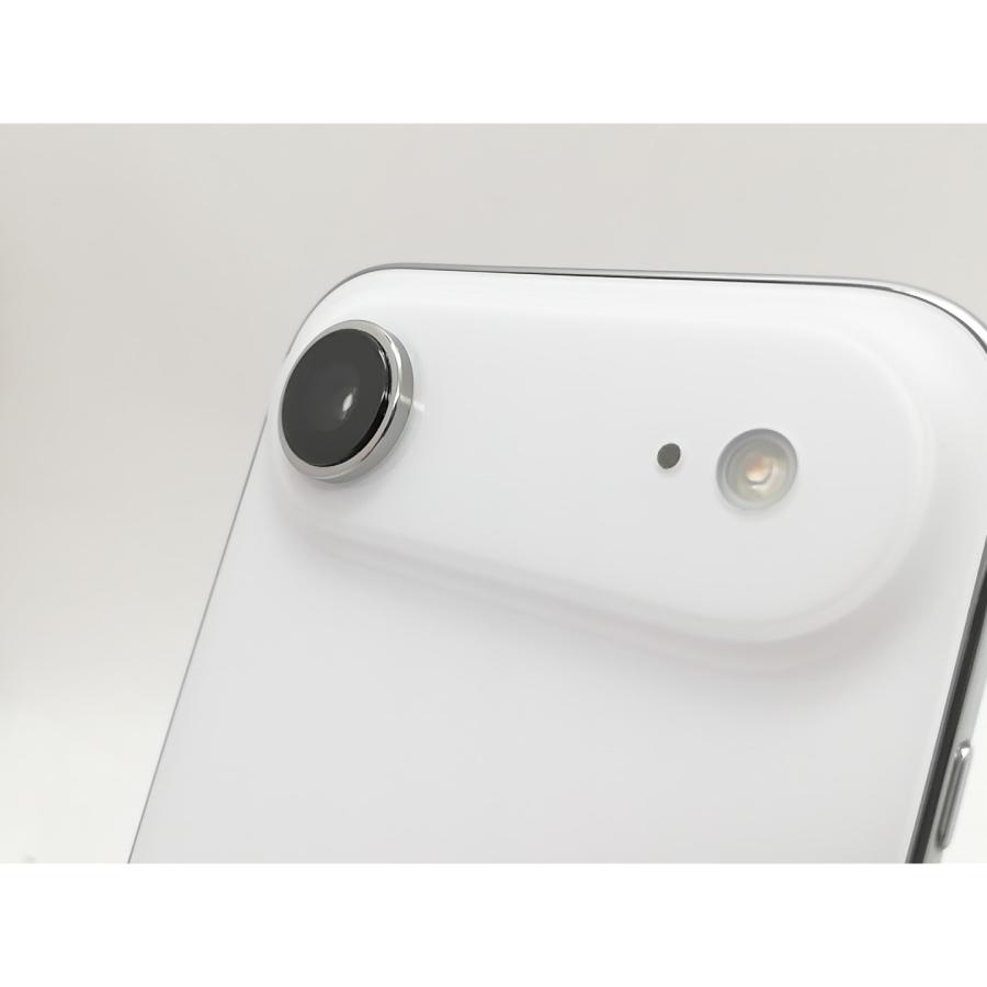 中古】Apple 国内版 【SIMフリー】 iPhone Air 256GB クラウドホワイト