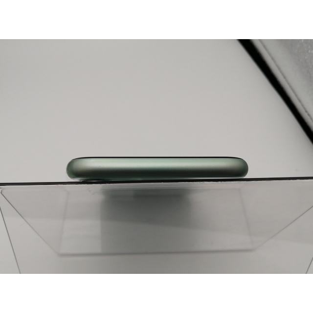 中古】Apple docomo 【SIMロック解除済み】 iPhone 11 64GB グリーン