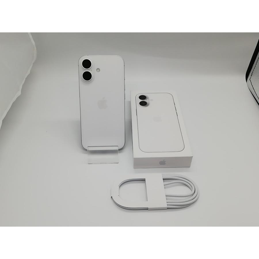 中古】Apple 国内版 【SIMフリー】 iPhone 17 256GB ホワイト MG684J/A