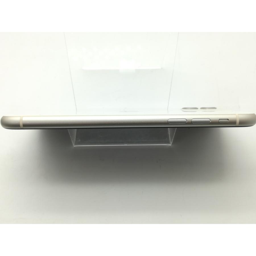 au 【SIMロック解除済み】 iPhone 11 64GB ホワイト MWLU2J/A【柏】保証期間１ヶ月【ランクC】 【spaceblack】