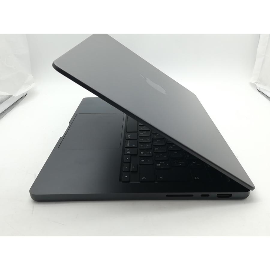 中古】Apple MacBook Pro 14インチ M5(CPU:10C/GPU:10C) 16GB/512GB