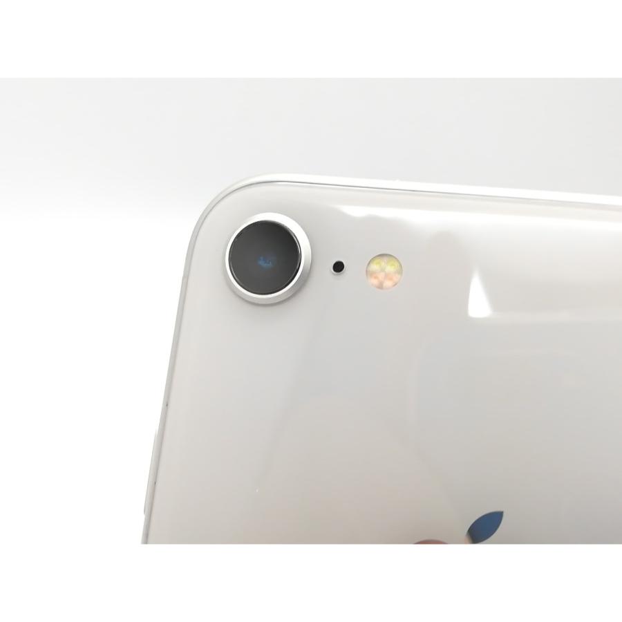 中古】Apple docomo 【SIMロック解除済み】 iPhone 8 64GB シルバー