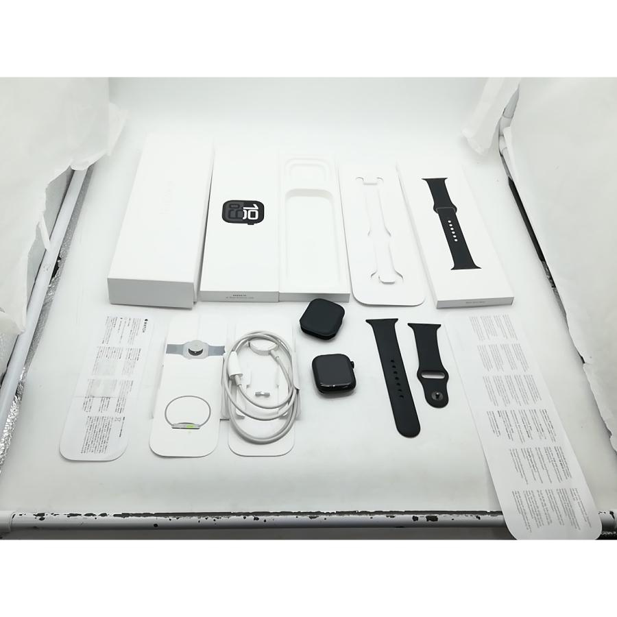 【中古】Apple Apple Watch Series10 42mm GPS ジェットブラックアルミニウムケース/ブラックスポーツバンド (M/L) MWWF3J/A【柏】保証期間１ヶ月【ランクB】の画像
