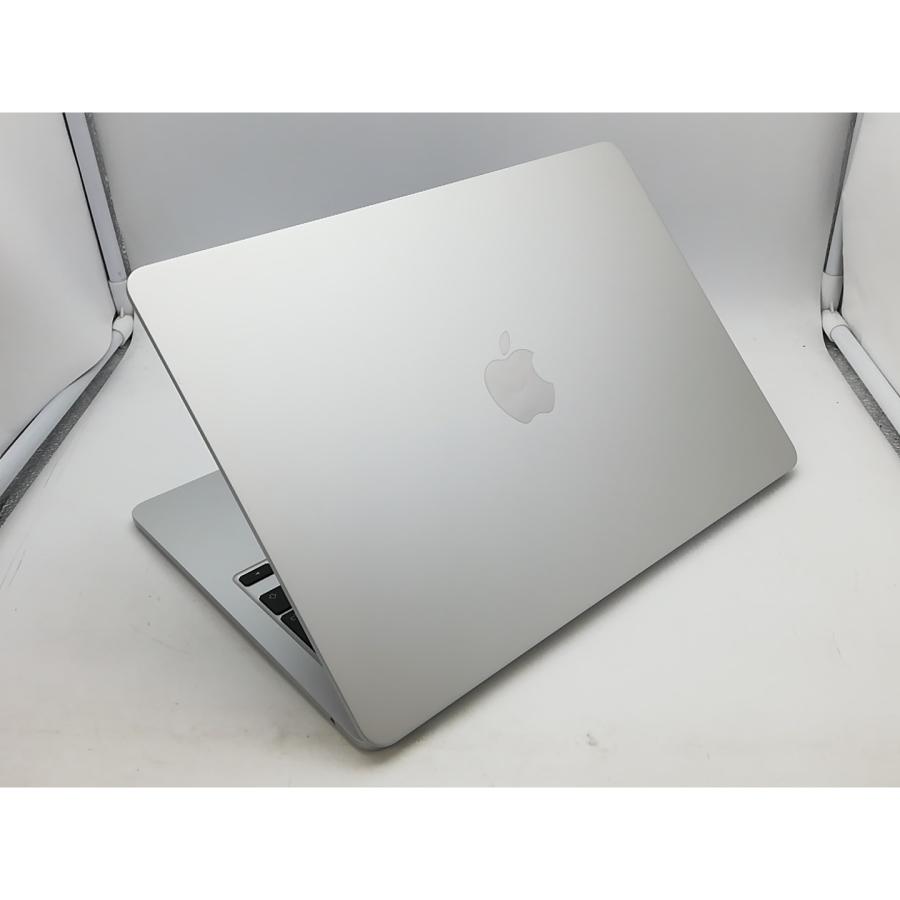 中古】Apple MacBook Air 13インチ (M4,2025) M4(CPU:10C/GPU:8C) 16GB 