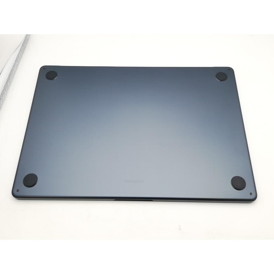 【中古】Apple MacBook Air 15インチ CTO (M3,2024) ミッドナイト M3(CPU:8C/GPU:10C)/16G/256G【柏】保証期間１ヶ月【ランクA】の画像