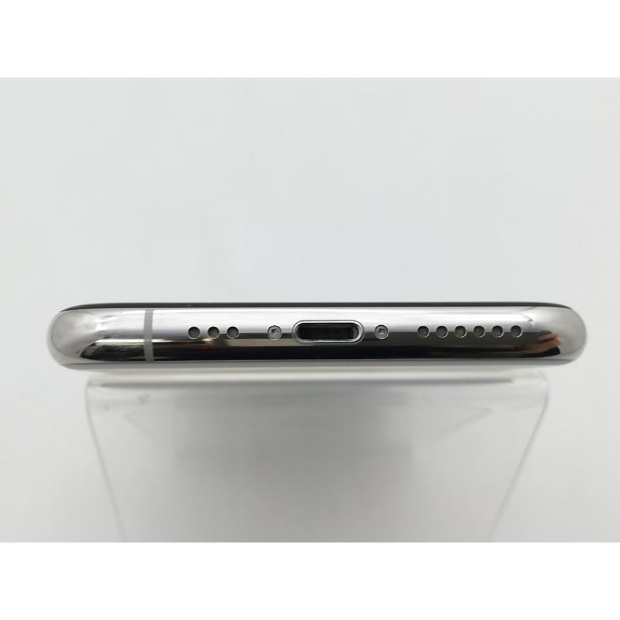 中古】Apple au 【SIMロック解除済み】 iPhone 11 Pro 64GB シルバー