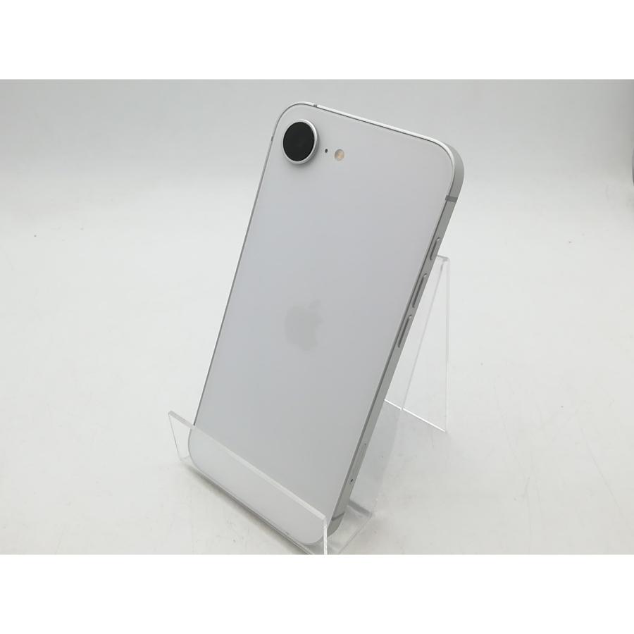 中古】Apple 国内版 【SIMフリー】 iPhone 16e 128GB ホワイト MD1R4J
