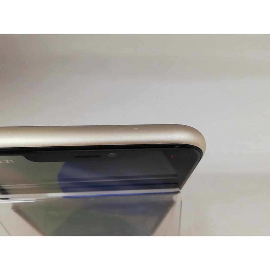中古】Apple 国内版 【SIMフリー】 iPhone 11 64GB ホワイト MHDC3J/A 