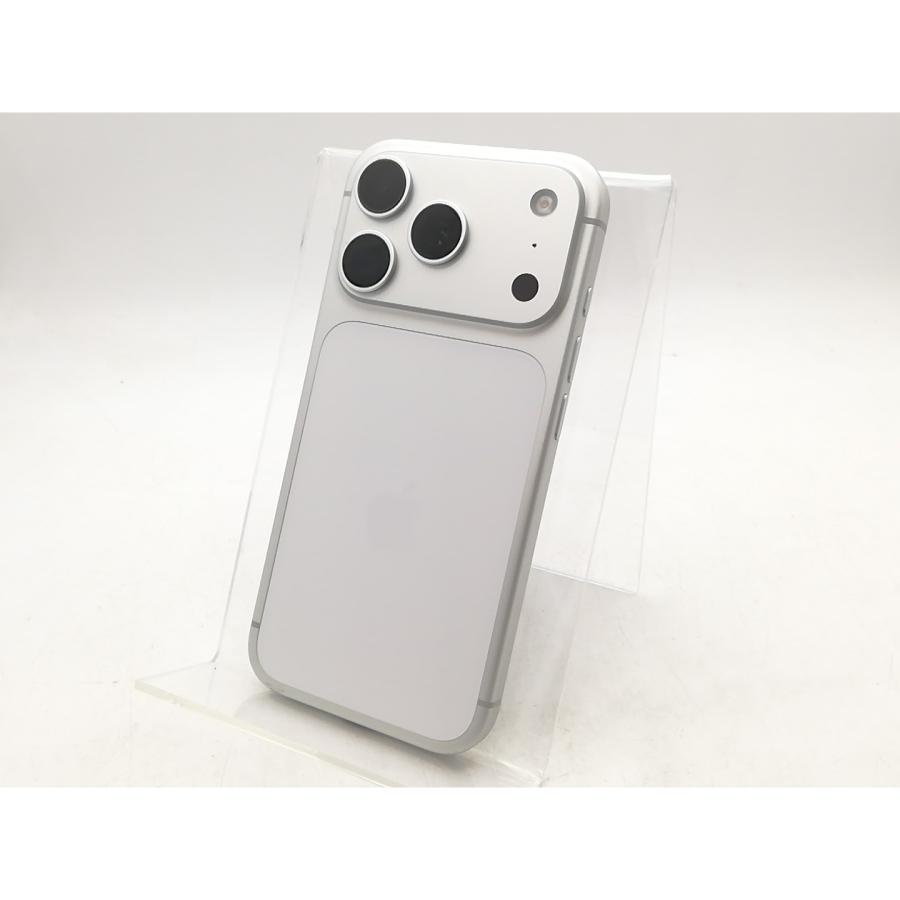 中古】Apple 国内版 【SIMフリー】 iPhone 17 Pro 256GB シルバー