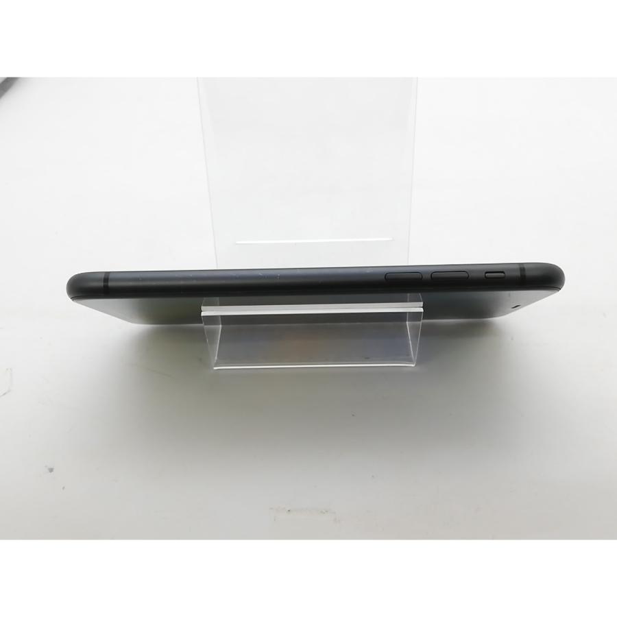 中古】Apple SoftBank 【SIMロック解除済み】 iPhone 11 64GB ブラック