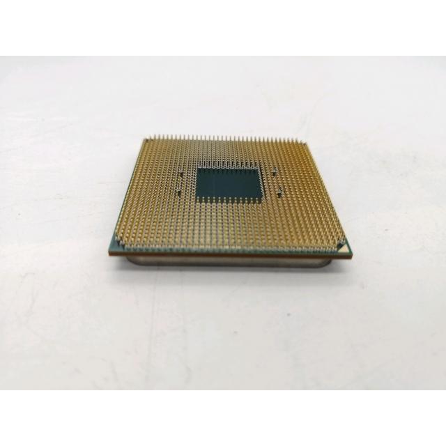 中古】AMD Ryzen 5 5600X (3.7GHz/TC:4.6GHz) BOX AM4/6C/12T/L3 32MB