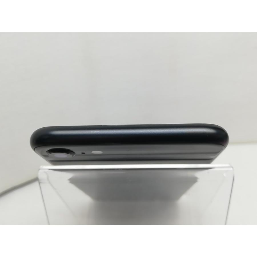 iPhone SE（第2世代） 【中古】Apple docomo 【SIMロック解除済み