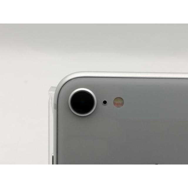 中古】Apple docomo 【SIMロック解除済み】 iPhone 8 64GB シルバー
