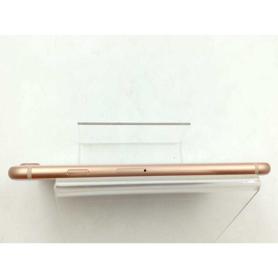 中古】Apple docomo 【SIMロック解除済み】 iPhone 8 64GB ゴールド