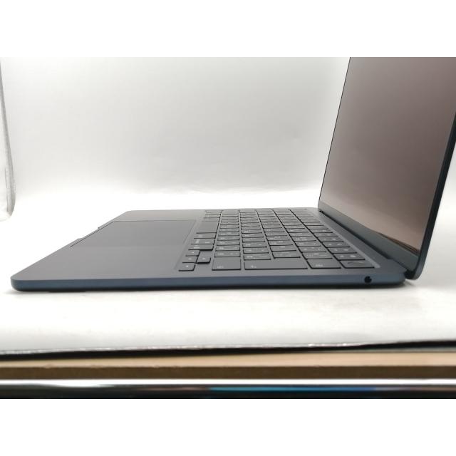 中古】Apple MacBook Air 13インチ M5(CPU:10C/GPU:8C) 16GB/512GB