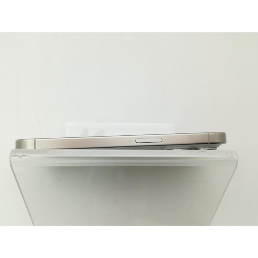 【中古】Apple 国内版 【SIMフリー】 iPhone 15 Pro 256GB ホワイトチタニウム MTUD3J/A【千葉】保証期間１ヶ月【ランクA】の画像