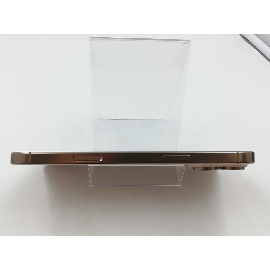 【中古】Apple 国内版 【SIMフリー】 iPhone 16 Pro Max 256GB デザートチタニウム MYWJ3J/A【秋葉4号】保証期間１ヶ月【ランクA】の画像