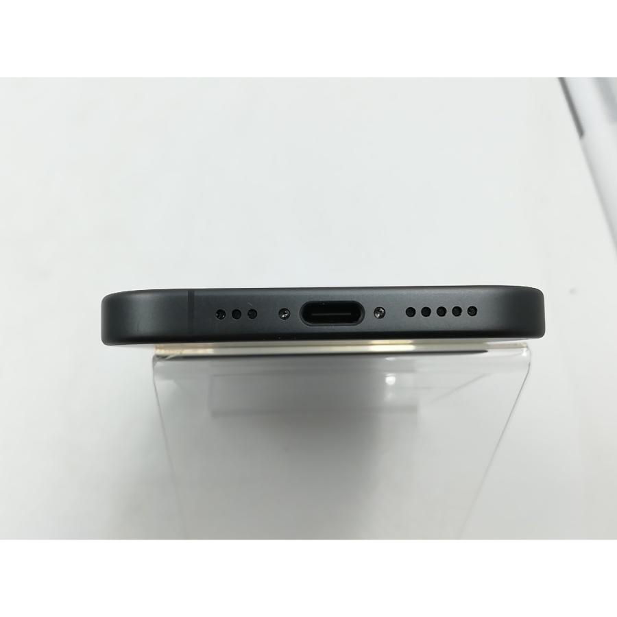 【中古】Apple 国内版 【SIMフリー】 iPhone 17 256GB ブラック MG674J/A【秋葉4号】保証期間１ヶ月【ランクA】の画像