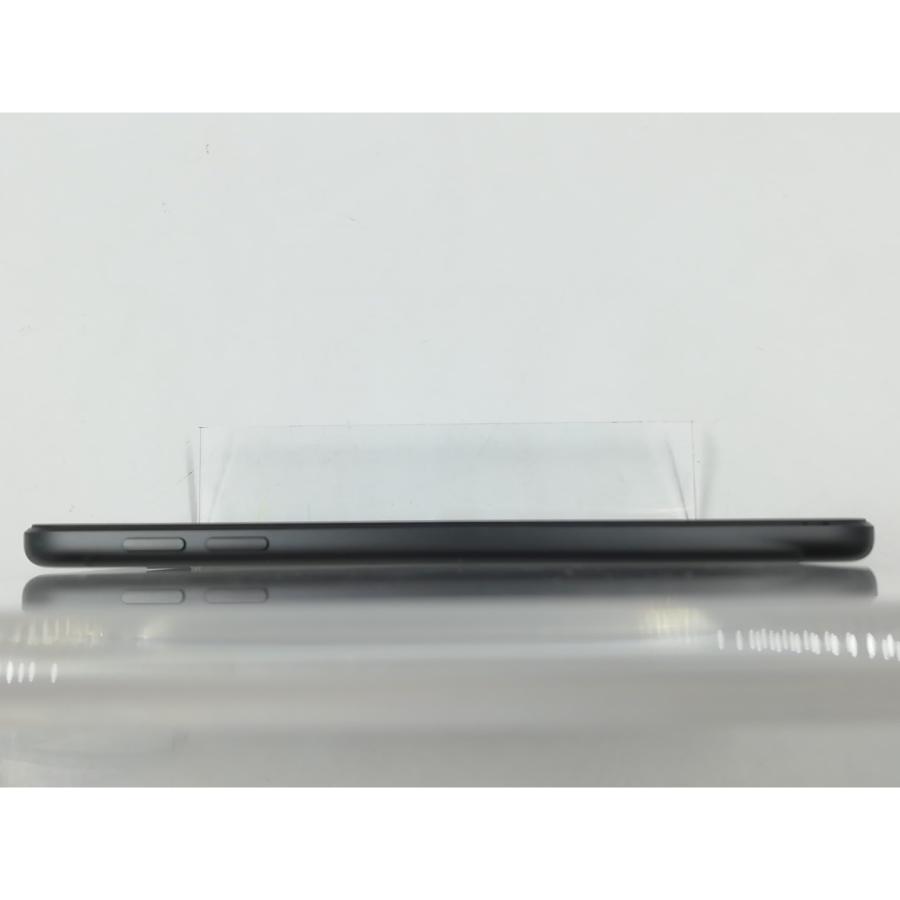 中古】Apple iPod touch 32GB スペースグレイ MVHW2J/A (2019/第7世代