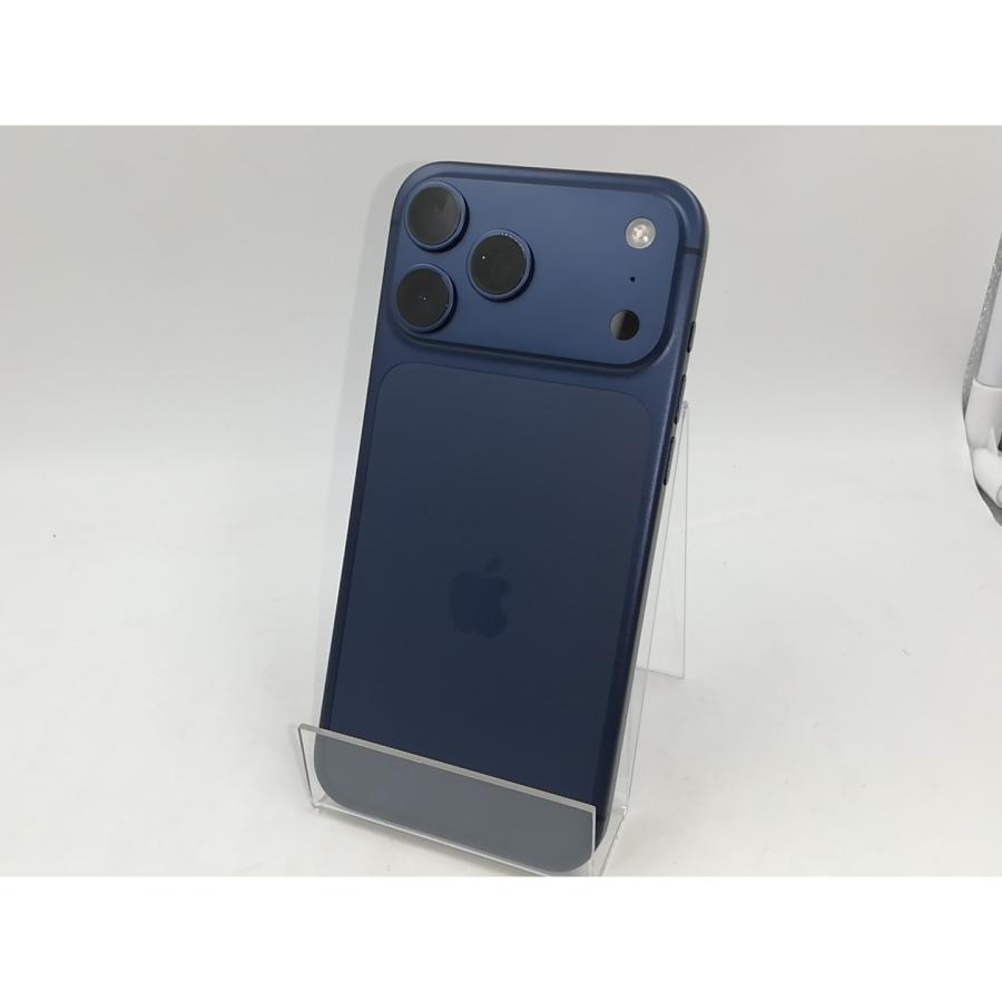 中古】Apple 国内版 【SIMフリー】 iPhone 17 Pro Max 512GB ディープ