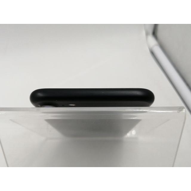 中古】Apple docomo 【SIMロック解除済み】 iPhone 7 32GB ブラック