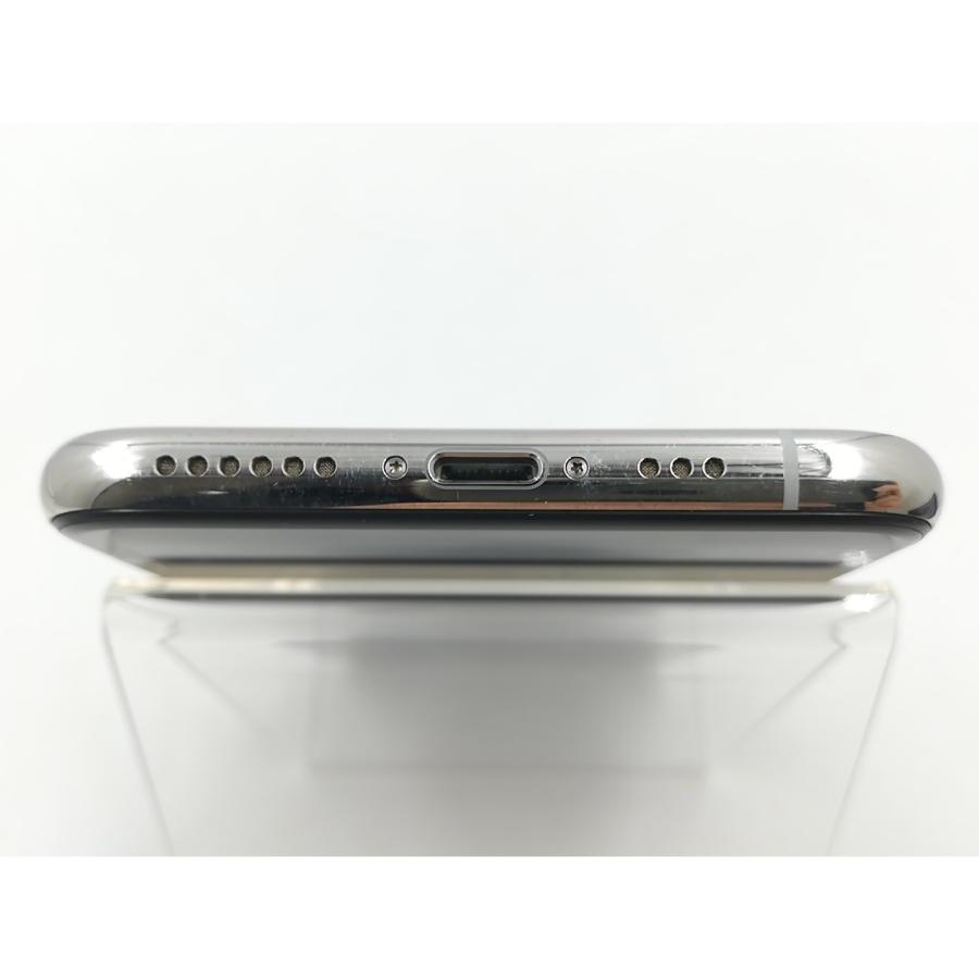 中古】Apple docomo 【SIMロック解除済み】 iPhone XS 256GB シルバー 