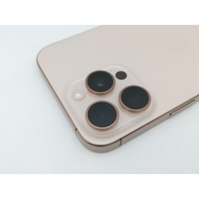 中古】Apple 国内版 【SIMフリー】 iPhone 16 Pro Max 512GB デザート