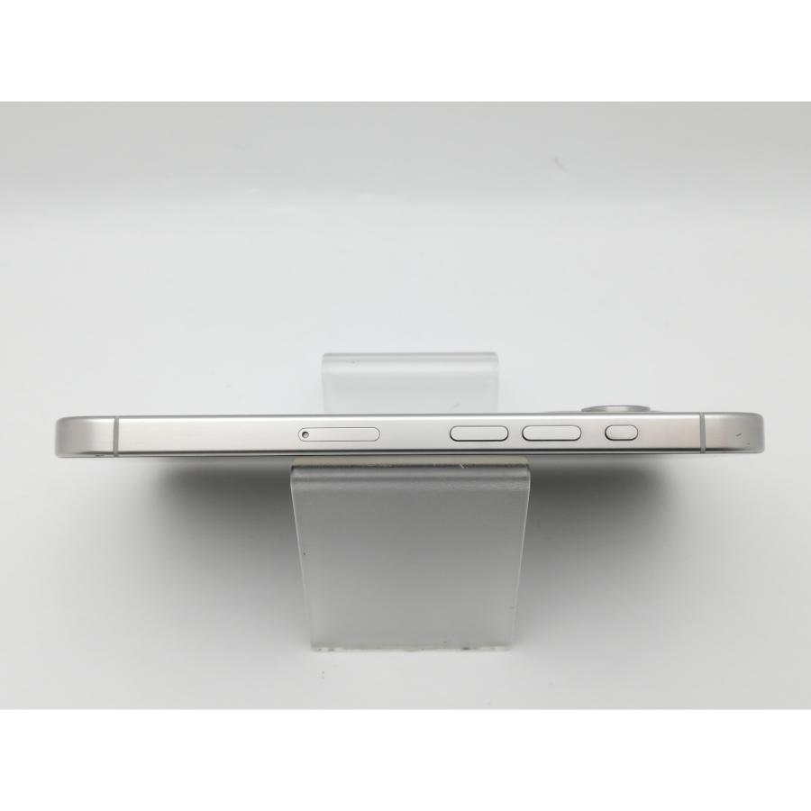 【中古】Apple 国内版 【SIMフリー】 iPhone 15 Pro 256GB ホワイトチタニウム MTUD3J/A【中野】保証期間１ヶ月【ランクB】の画像