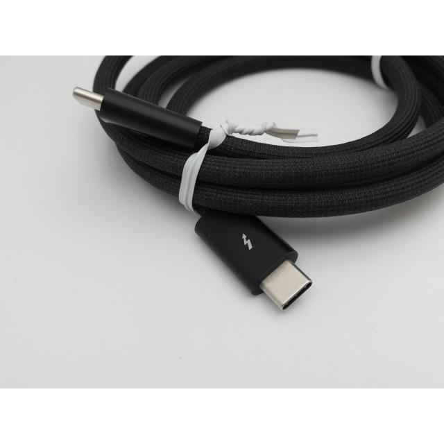 中古】Apple Thunderbolt 5（USB-C）Proケーブル（1m）MC9C4FE/A【中野