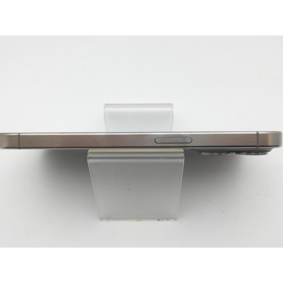 【中古】Apple 国内版 【SIMフリー】 iPhone 15 Pro 256GB ナチュラルチタニウム MTUF3J/A【中野】保証期間１ヶ月【ランクB】の画像