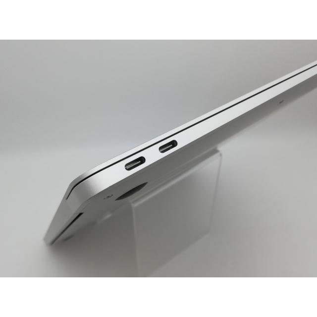 【中古】Apple MacBook Air 13インチ(wTID) CTO (Mid 2019) シルバー Core i5(1.6G)/8G/256G(SSD)/UHDG 617【中野】保証期間１ヶ月【ランクC】の画像