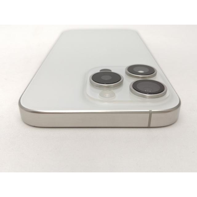 中古】Apple docomo 【SIMフリー】 iPhone 15 Pro 512GB ホワイト
