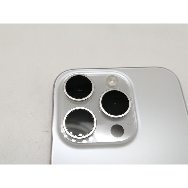 【中古】Apple 国内版 【SIMフリー】 iPhone 15 Pro 1TB ホワイトチタニウム MTUR3J/A【宇田川】保証期間１ヶ月【ランクA】の画像