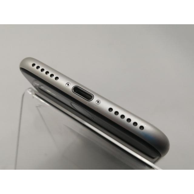 【中古】Apple au 【SIMフリー】 iPhone SE（第3世代） 64GB スターライト MMYD3J/A【宇田川】保証期間１ヶ月【ランクB】の画像