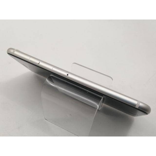 【中古】Apple au 【SIMフリー】 iPhone SE（第3世代） 64GB スターライト MMYD3J/A【宇田川】保証期間１ヶ月【ランクB】の画像
