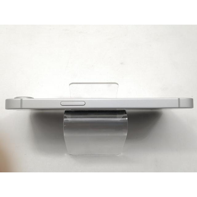 【中古】Apple ymobile 【SIMフリー】 iPhone 16e 128GB ホワイト MD1R4J/A【吉祥寺】保証期間１ヶ月【ランクB】の画像