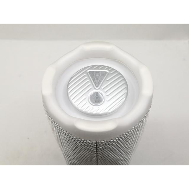 【未使用に近い】JBL CHARGE 6 スピーカー ホワイト 使用数回のみ 中古】JBL CHARGE 6 [ホワイト]【宇田川】保証期間1週間【ランクB