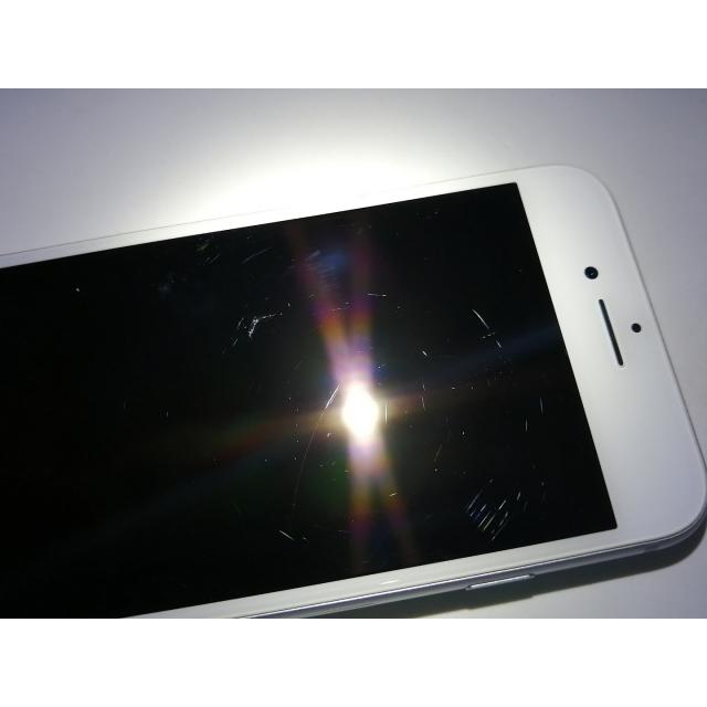 中古】Apple au 【SIMロック解除済み】 iPhone 8 64GB シルバー MQ792J