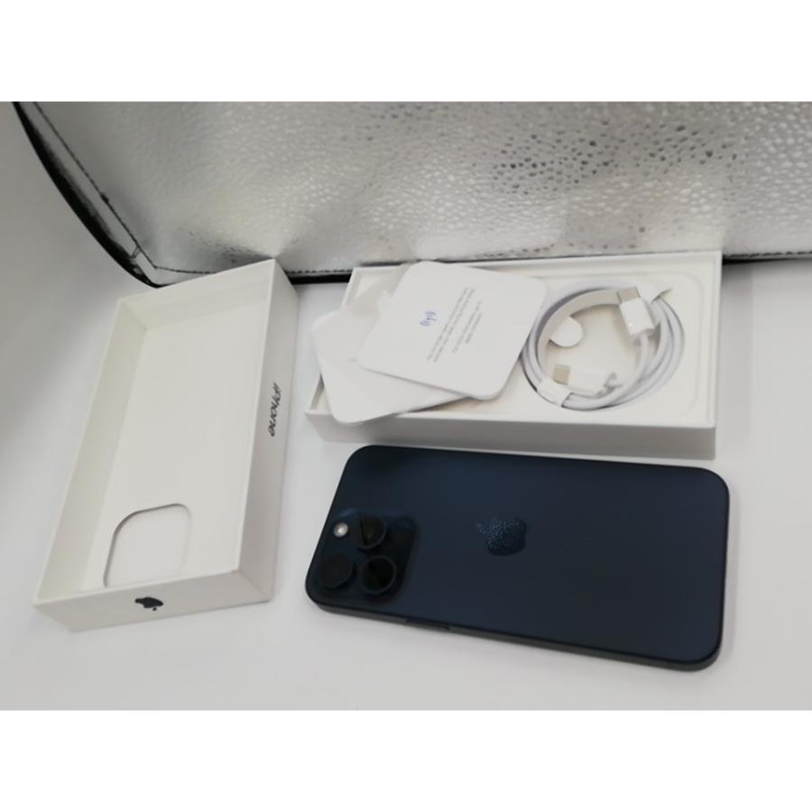 中古】Apple 海外版 【SIMフリー】 iPhone 15 Pro Max 256GB